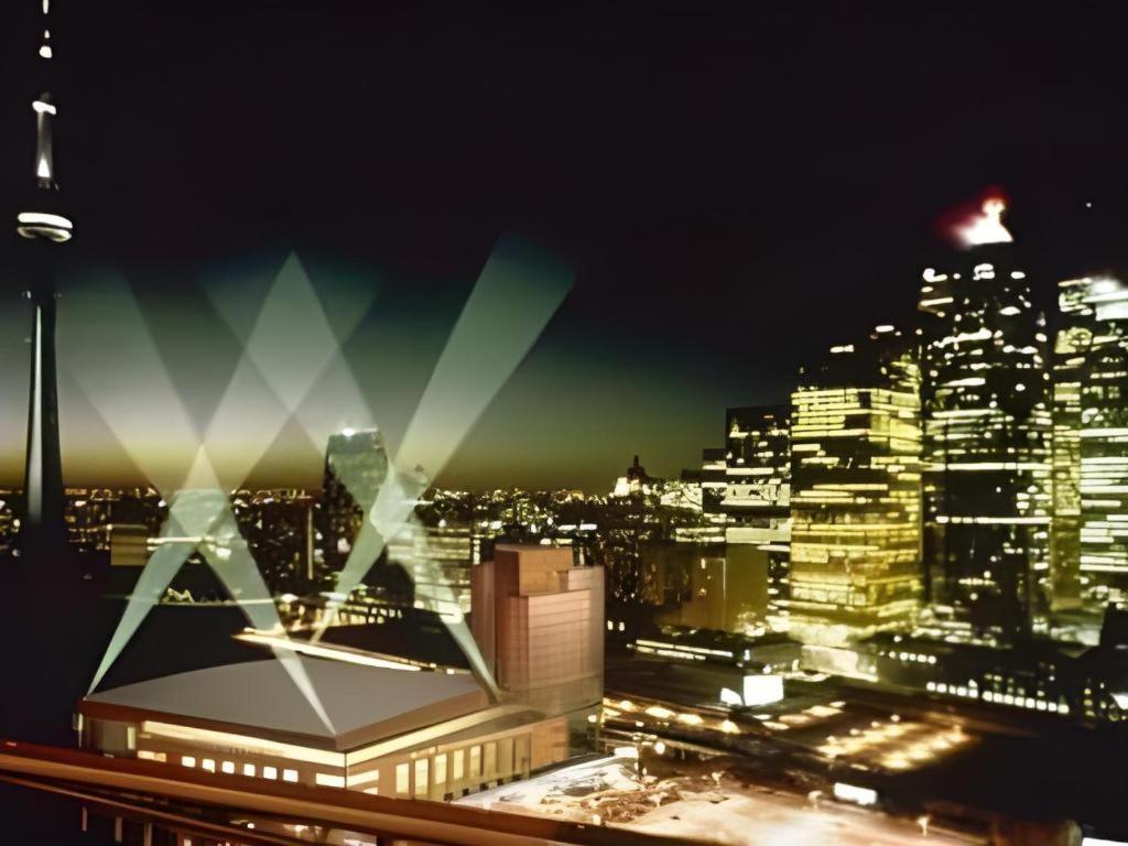 Revery Toronto Downtown, Curio Collection By Hilton Dış mekan fotoğraf